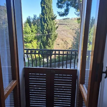La Casa Di Serra * Serramonacesca